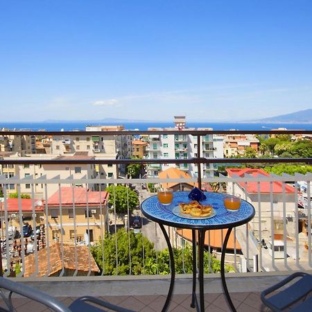 Amore Rentals - Appartamento Cielomare Sorrento Eksteriør bilde