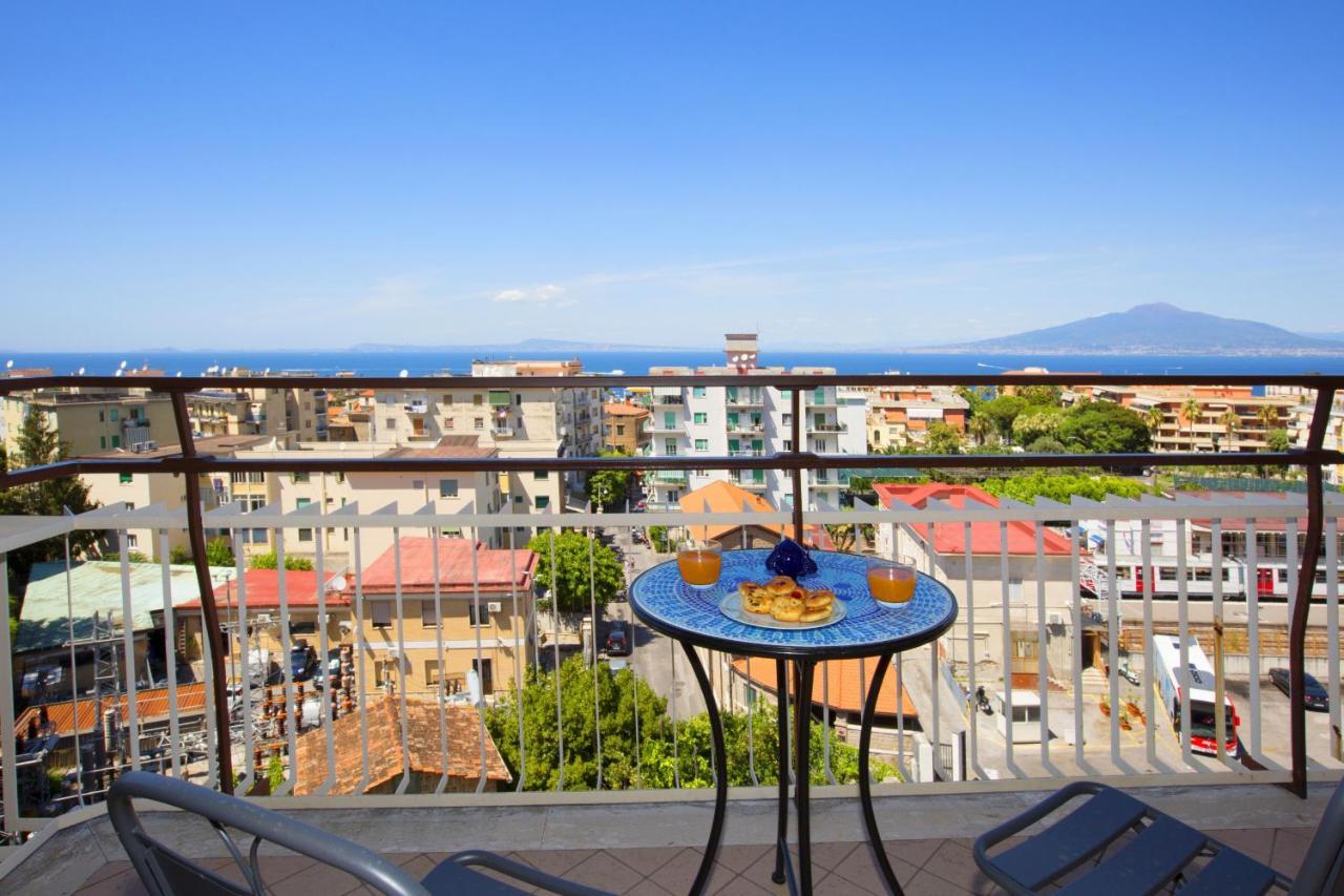 Amore Rentals - Appartamento Cielomare Sorrento Eksteriør bilde