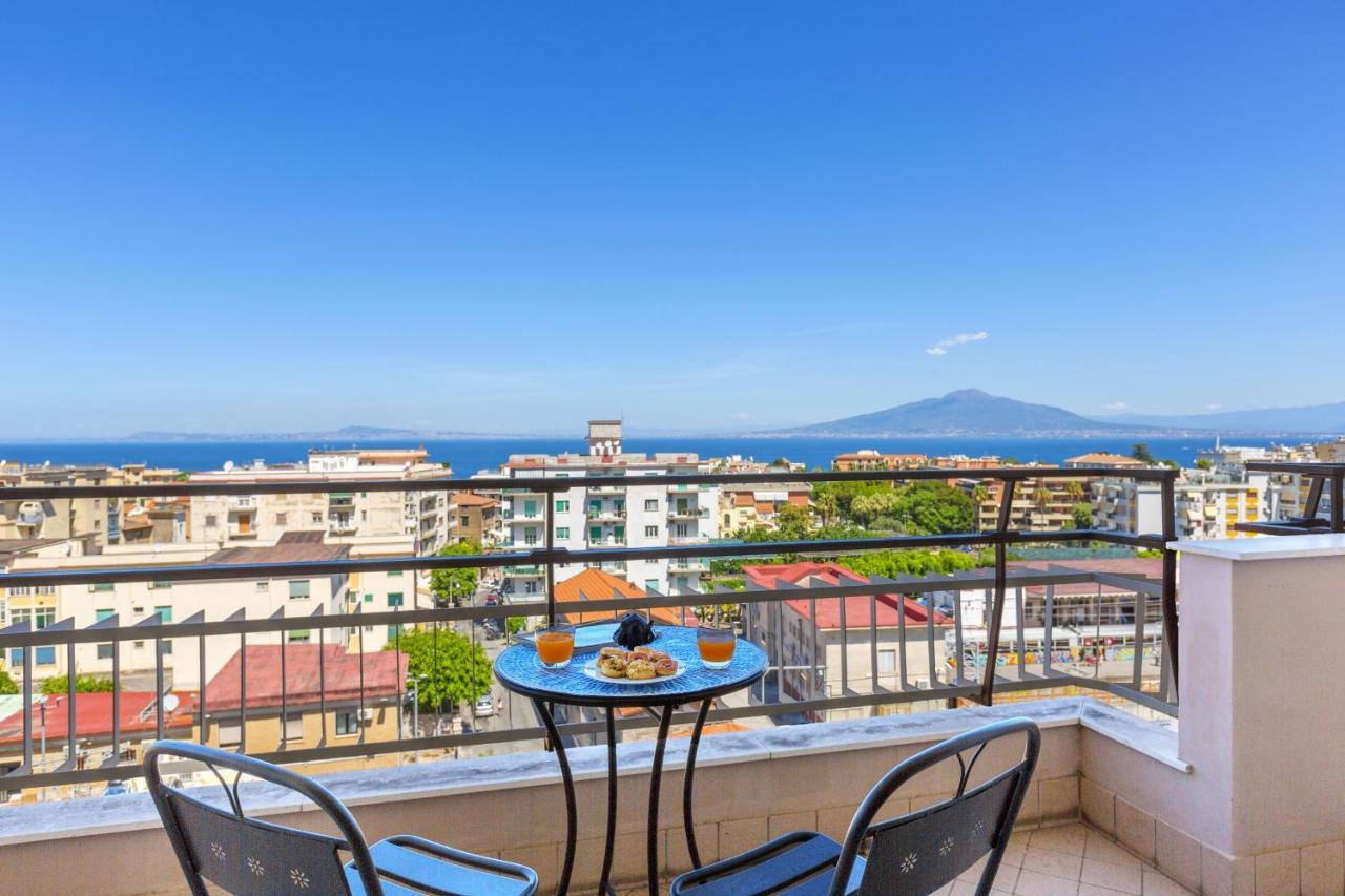 Amore Rentals - Appartamento Cielomare Sorrento Eksteriør bilde
